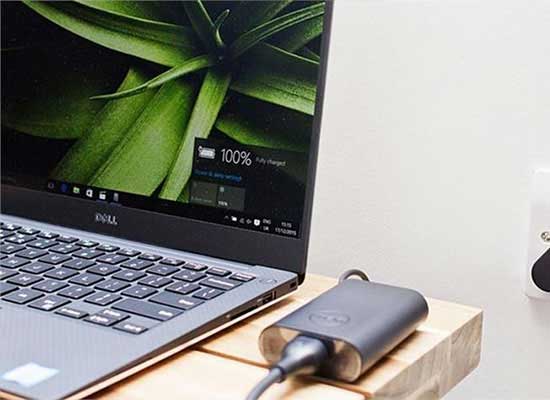 nen-lam-gi-khi-laptop-hoat-dong-lien-tuc-va-bi-nong