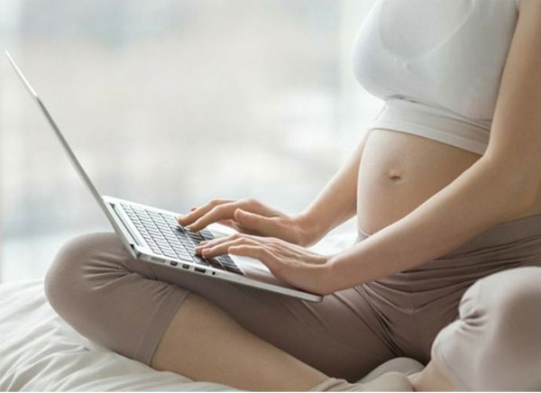 tu-the-dung-laptop-dung-cach